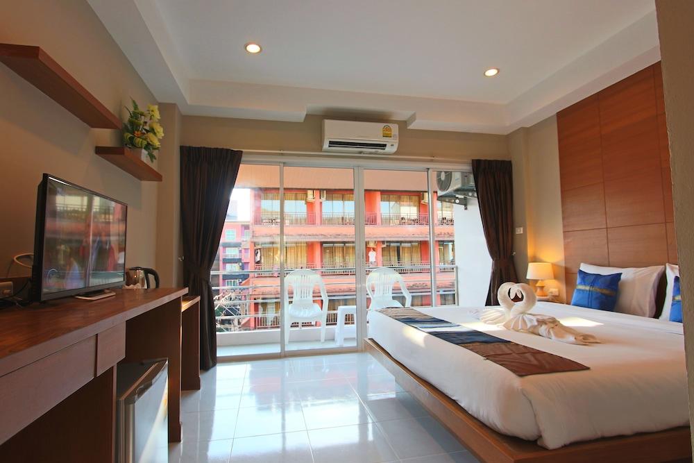 Good Nice Hotel Patong Exterior foto